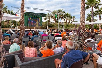 Best Holiday Hotel Grimaud Exterior photo