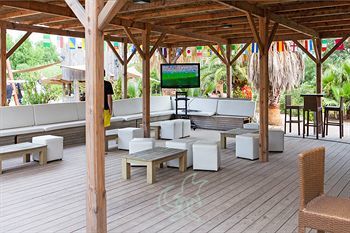 Best Holiday Hotel Grimaud Exterior photo